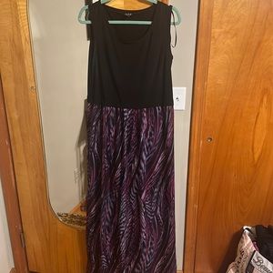 SLNY black/purple maxi dress (L)